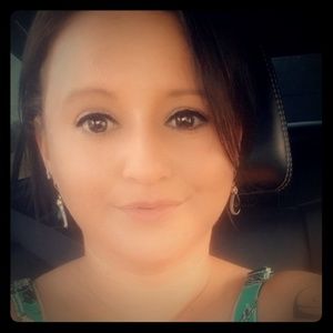 Meet your Posher, Whitney